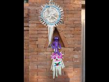 Praktisch, &uuml;berall diese Sitzgelegenheiten!