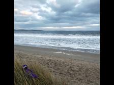 Ein anderer naher Strand zur Flut
