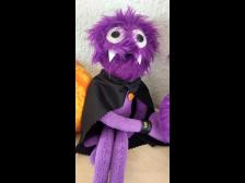 Auch als Vampir immer ein freundliches L&auml;cheln: Knerten!