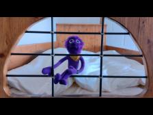 Und nun schlafen. Sicherheitshalber hinter Gittern.